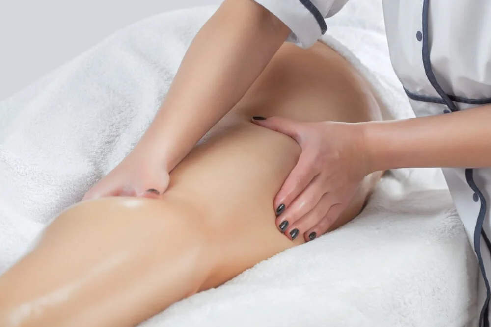 Body Sculpting: What is it & How Does it Work? 4 image of body sculpting benefits