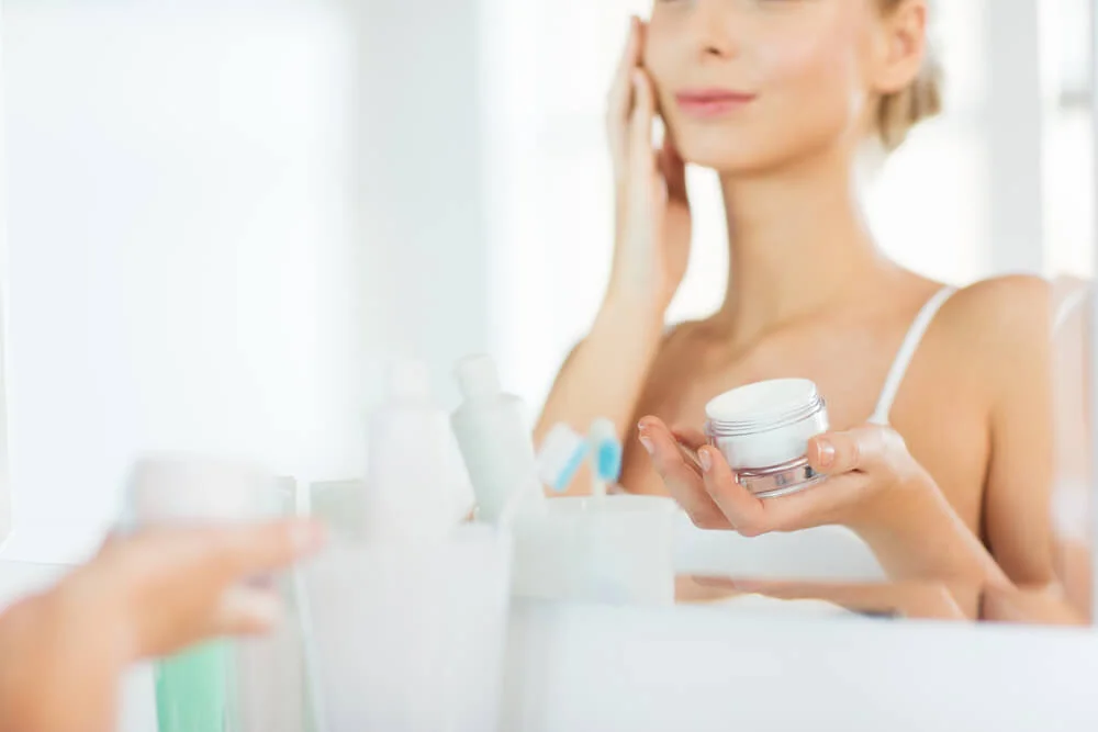 The Best Morning Skin Care Routine for Dry Skin 3 image of using a strengthening day cream as Top Morning Skin Care Routine for Dry Skin