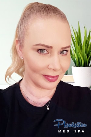 lisa una asistente medica Lisa Marcinkoski | Antigua inyectora de Venus Med Spa (Boca Raton) | Plantation Med Spa